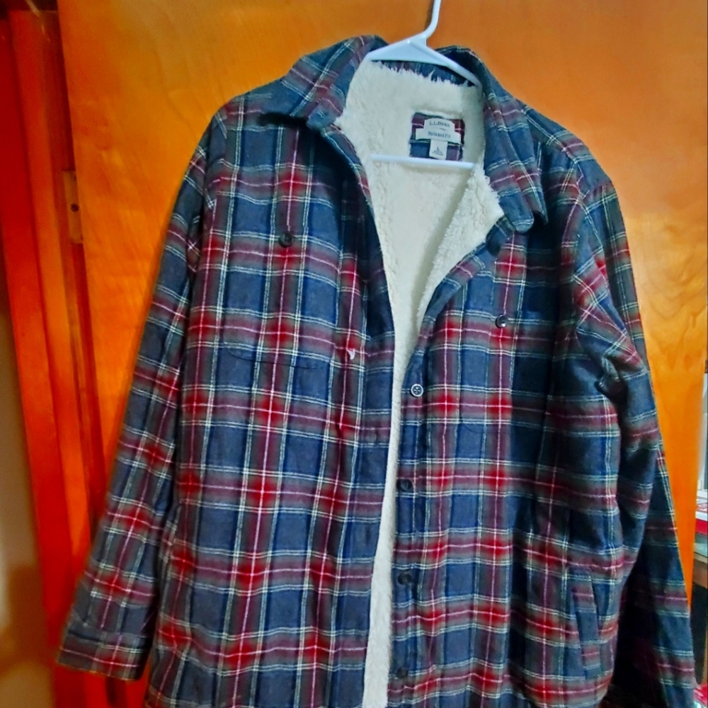 Womens L sherpa Lined Flannel Shirt